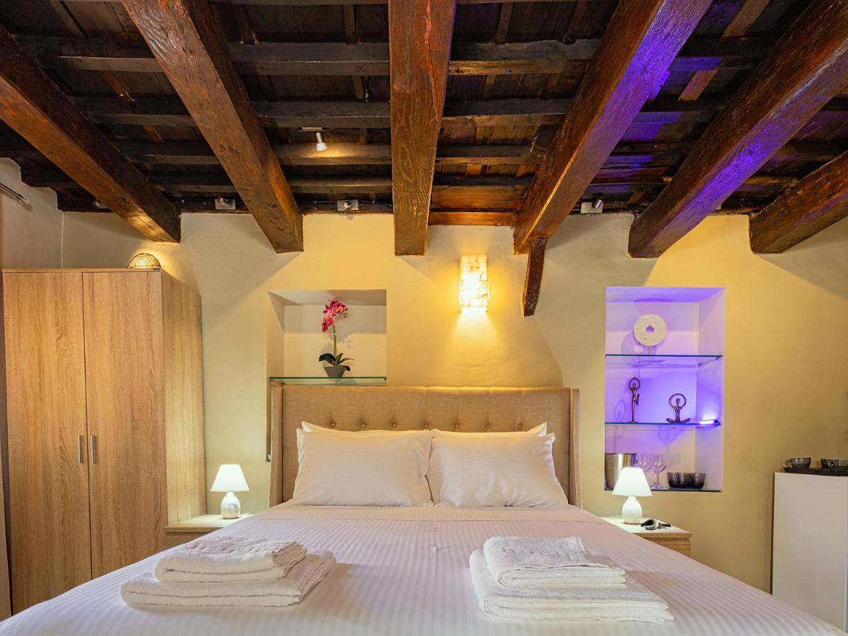 Ydragogeio Rooms Old Town Ханья Экстерьер фото